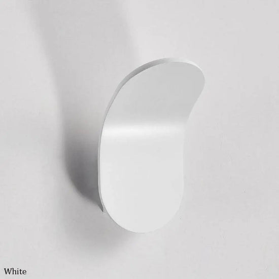 Applique Murale Design À Led Élégante Courbe Métallique Chambre