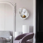 Applique Murale Élégante Illumination Dorée Minimaliste. Chambre