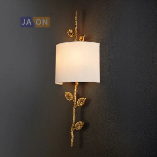 Applique Murale En Cristal Raffinée Et Lumineuse. Chambre