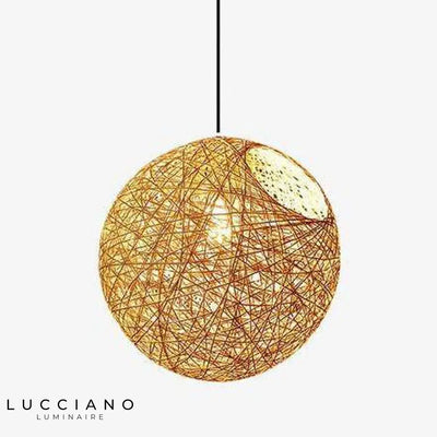 Multifarvet LED-lampe i rattan