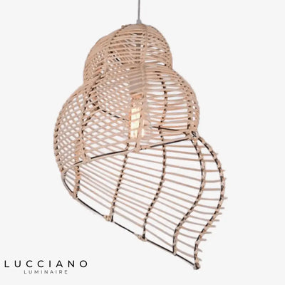 Spirale in legno con conchiglia stile pastorale