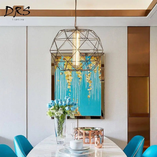Suspension Design Cage Géométrique Fine Luminaire Doré