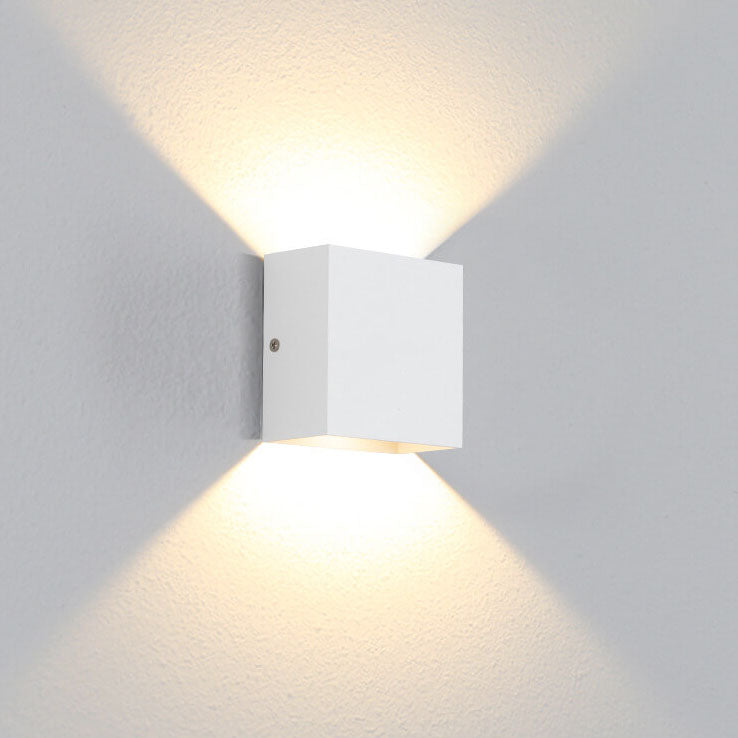 Applique murale moderne carrée à LED, une lumière