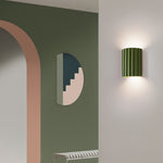 Lampe murale design nordique demi-cercle strié