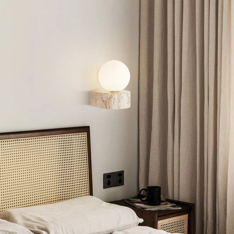 Applique murale globe en travertin moderne LED 1 lumière