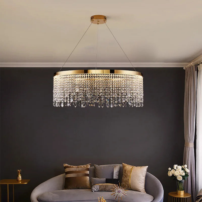lustre moderne en cristal pour décoration intérieure élégante