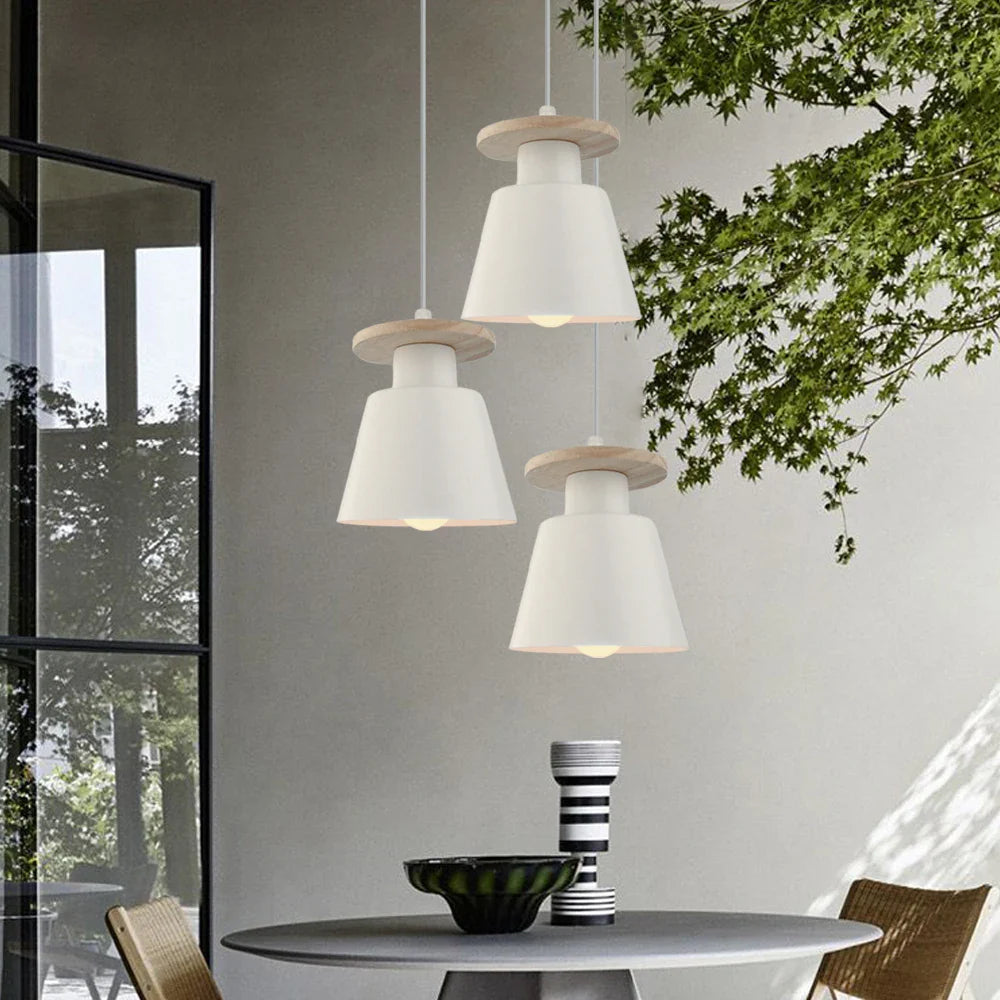 Suspension Scandinave Moderne en Bois