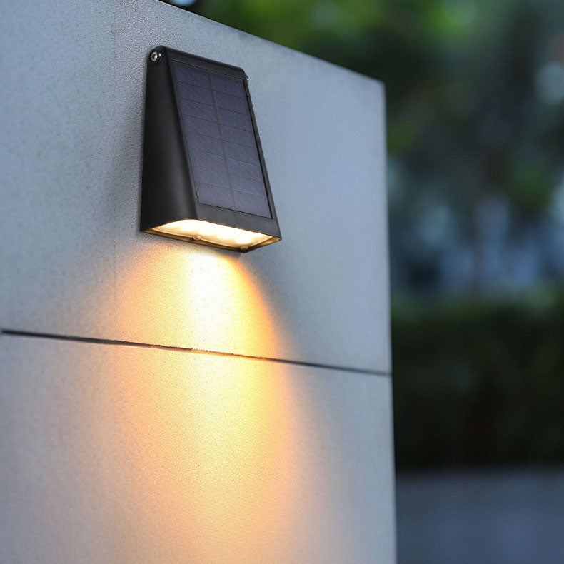 Applique murale solaire LED moderne en forme de trapèze à une lumière