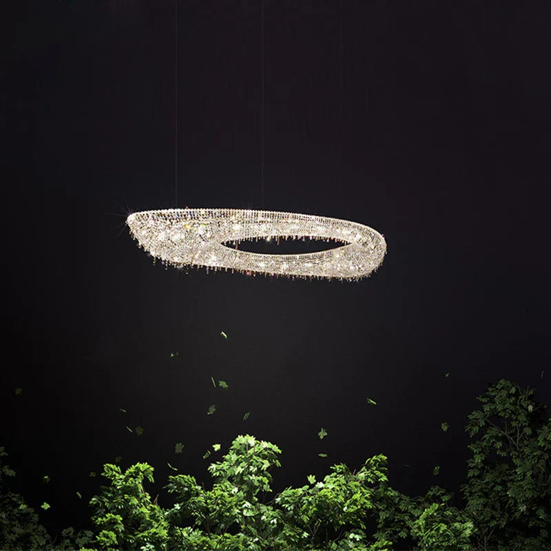 lustre en cristal transparent au design créatif et élégant