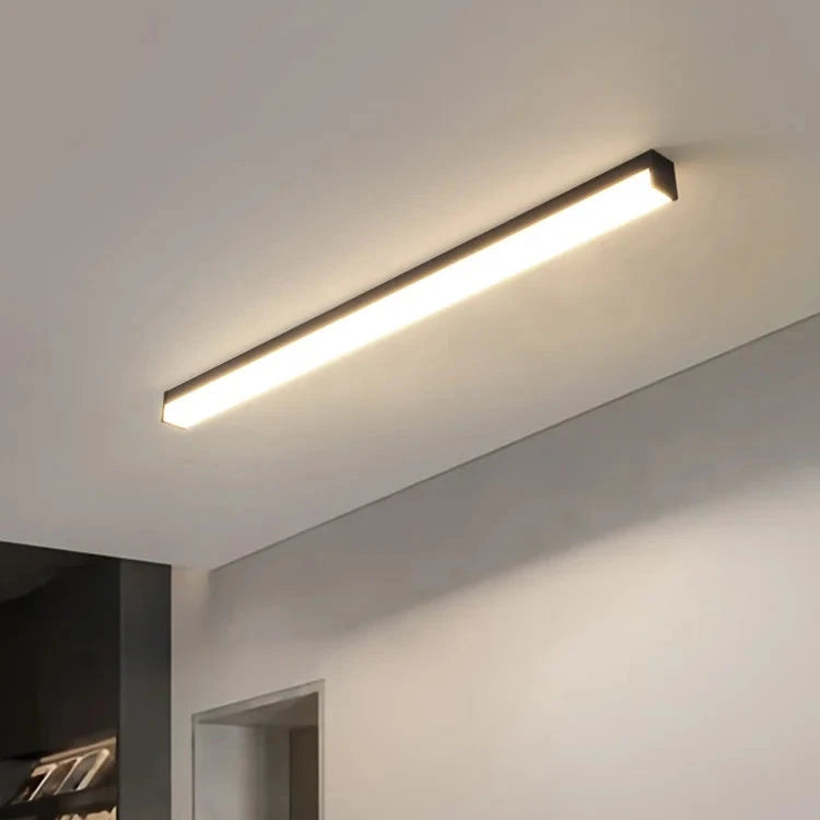 Luminaire pour long couloir