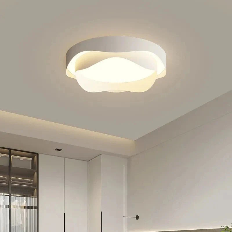 Lustre LED moderne blanc élégant