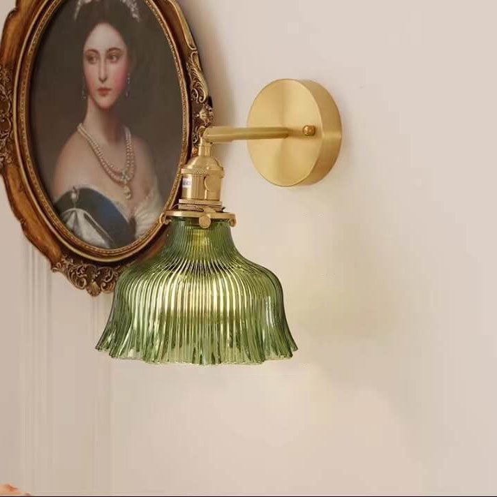 Applique murale nordique en laiton et verre vert motif floral | 1 lumière