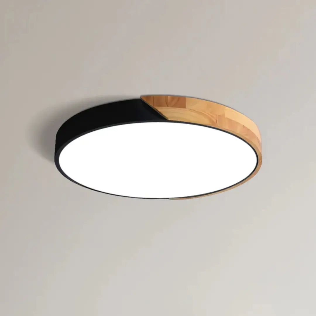 Plafonnier LED scandinave en bois au design moderne pour une ambiance chaleureuse