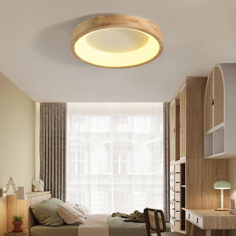 Lustre moderne lumineux en bois