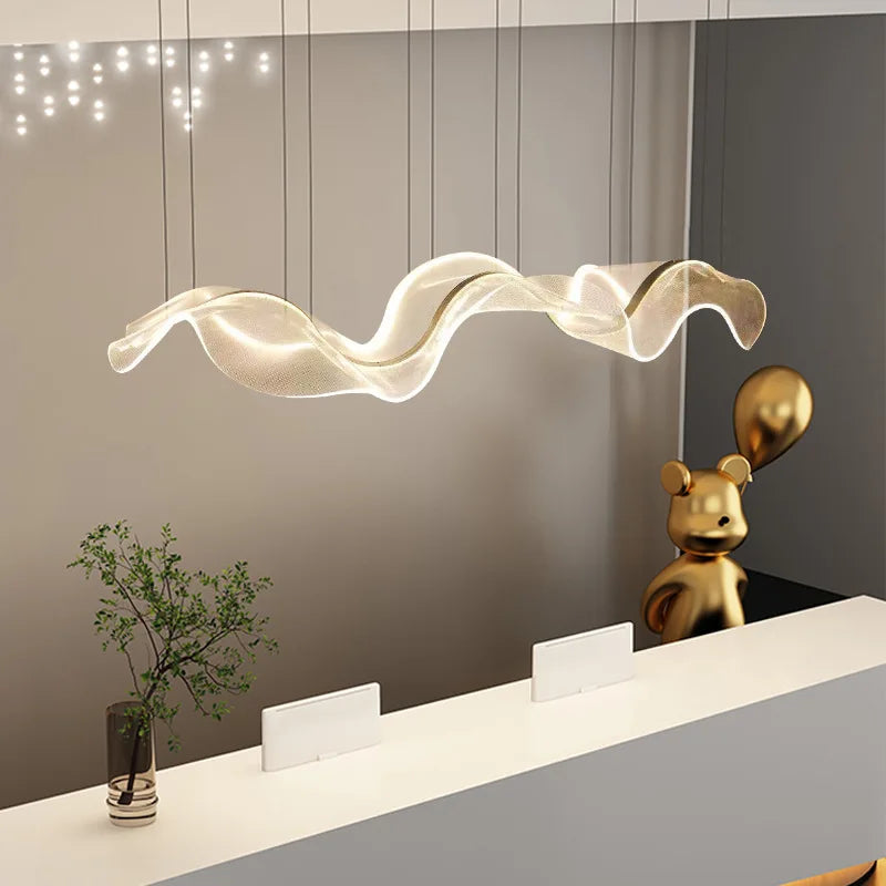 Lustre LED contemporain élégant lumineux