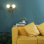Applique Murale Nordique Double Élégance Lumineuse Design. Chambre