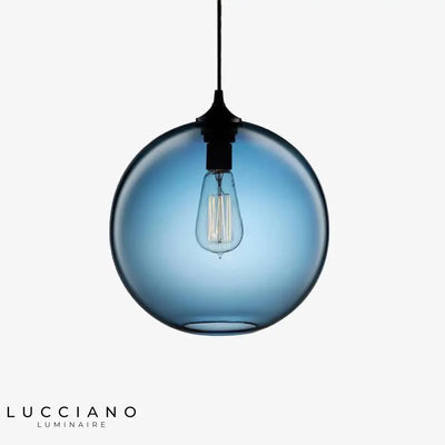 Design di sospensione in vetro colorato