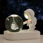 Lampe de chevet Astronaute Boule de Cristal