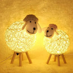 Lampe veilleuse en forme de mouton féerique