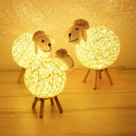 Lampe veilleuse en forme de mouton féerique