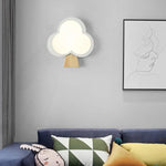 Voici La Transformation Du Titre Tout En Gardant Les Deux Premiers Mots: Applique Murale Moderne